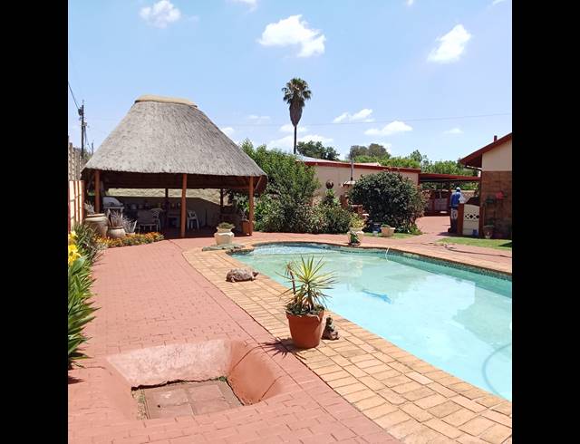 3 BEDROOM FREESTANDING FOR SALE IN EDELWEISS
